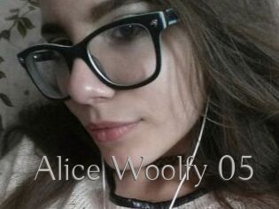 Alice_Woolfy_05