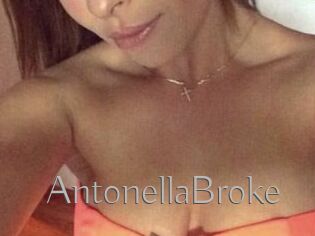 AntonellaBroke