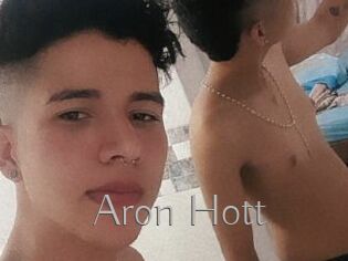 Aron_Hott