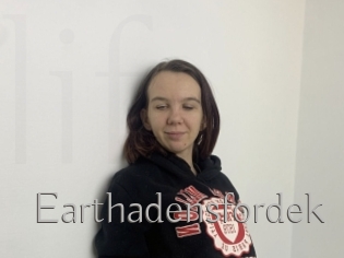 Earthadensfordek