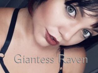 Giantess_Raven