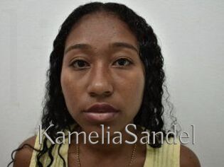 KameliaSandel