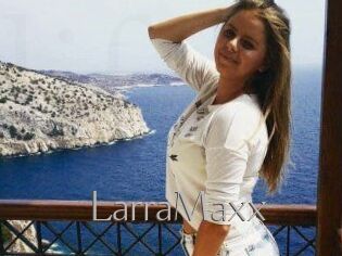 LarraMaxx