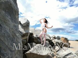 MiaMonroeXO