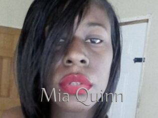 Mia_Quinn