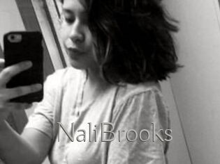 Nali_Brooks